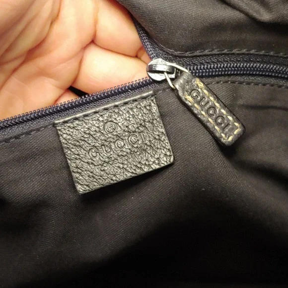 Authentic Gucci GG Monogram Supreme Sherry Web Pop Tote Bag - Picture 9 of 11